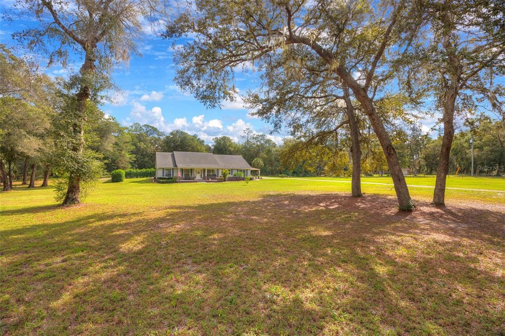 Photo of 1090 Paley Place, Deland, FL 32720 (MLS # V4945589)