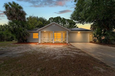 Photo of 7505 Bramblewood Drive, Port Richey, FL 34668 (MLS # TB8404709) Photo of 7505 Bramblewood Drive, Port Richey, FL 34668 (MLS # TB8404709)
