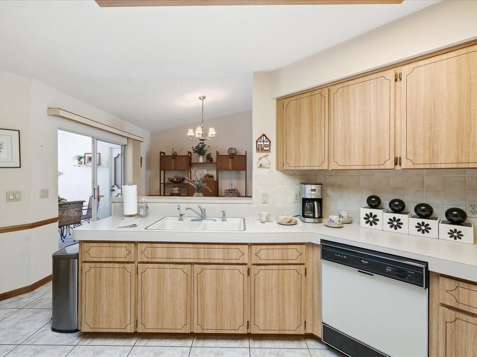 BERKELEY MANOR - Residential