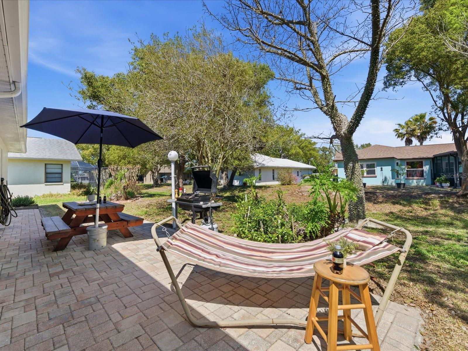 BERKELEY MANOR - Residential