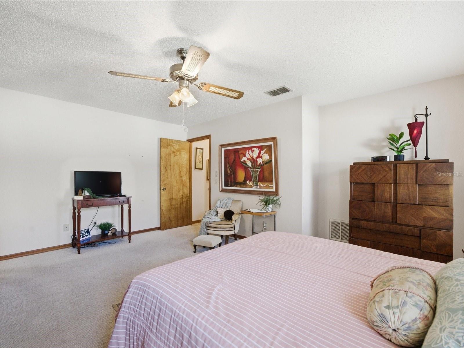 BERKELEY MANOR - Residential