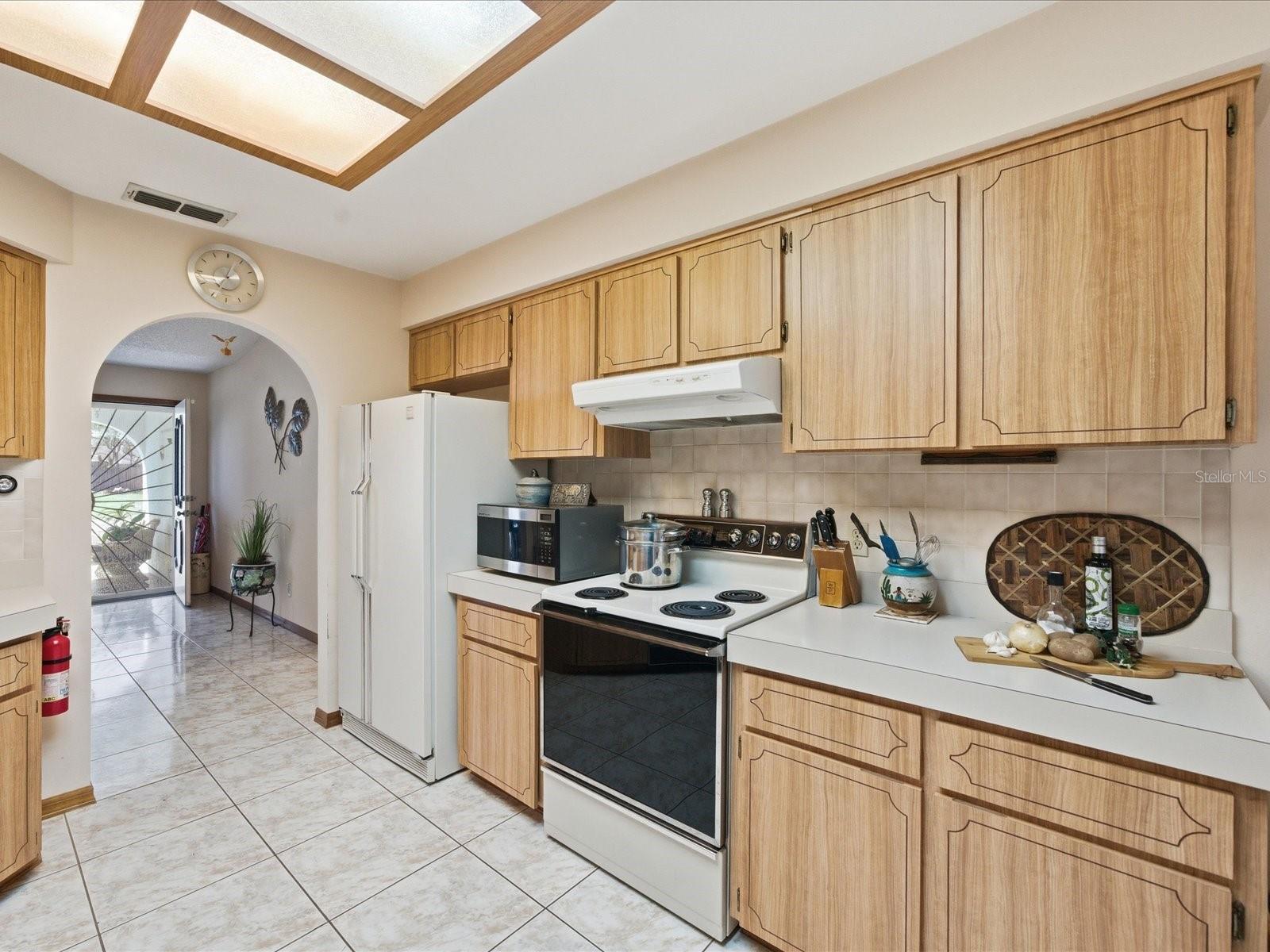 BERKELEY MANOR - Residential