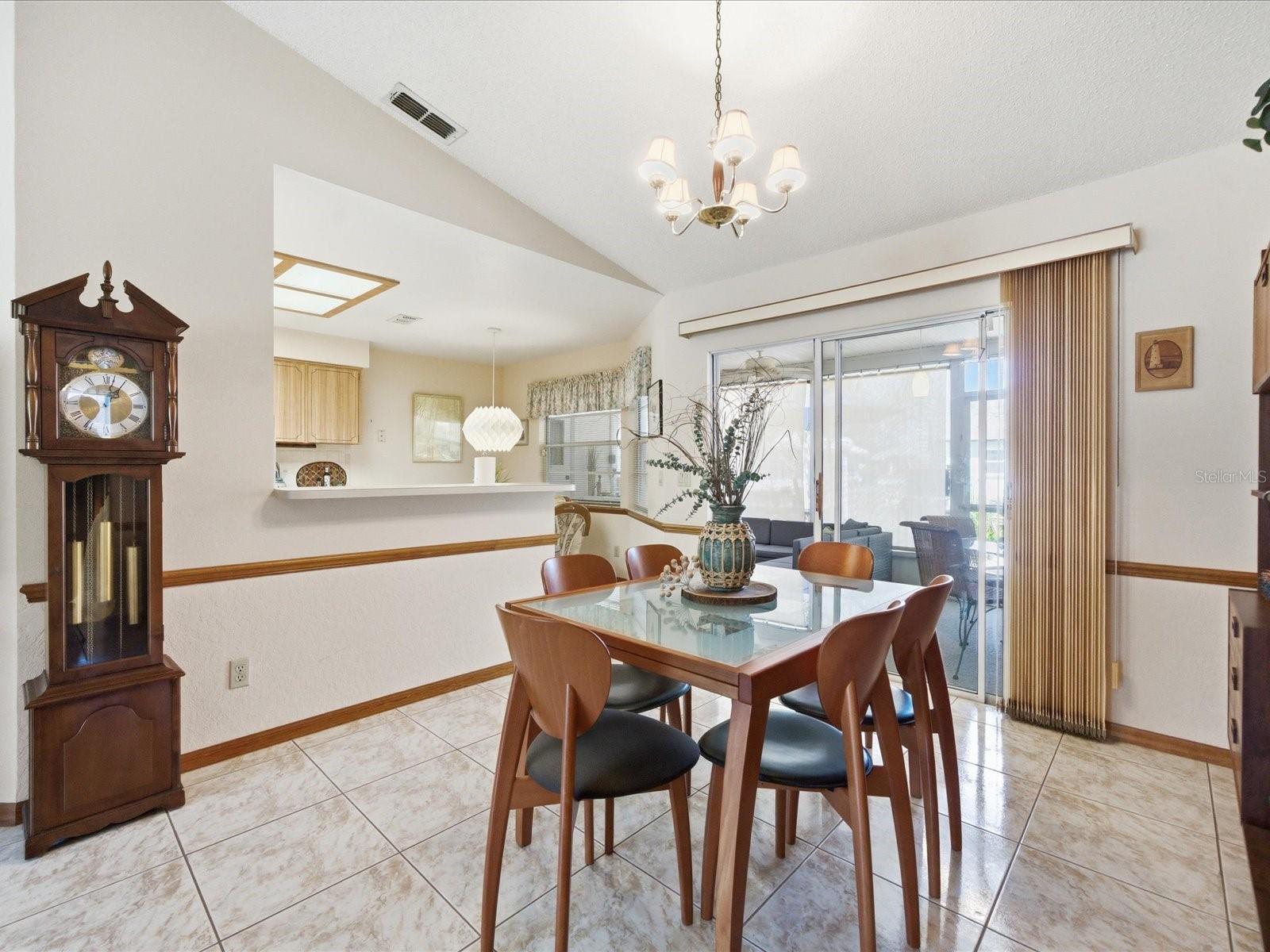 BERKELEY MANOR - Residential