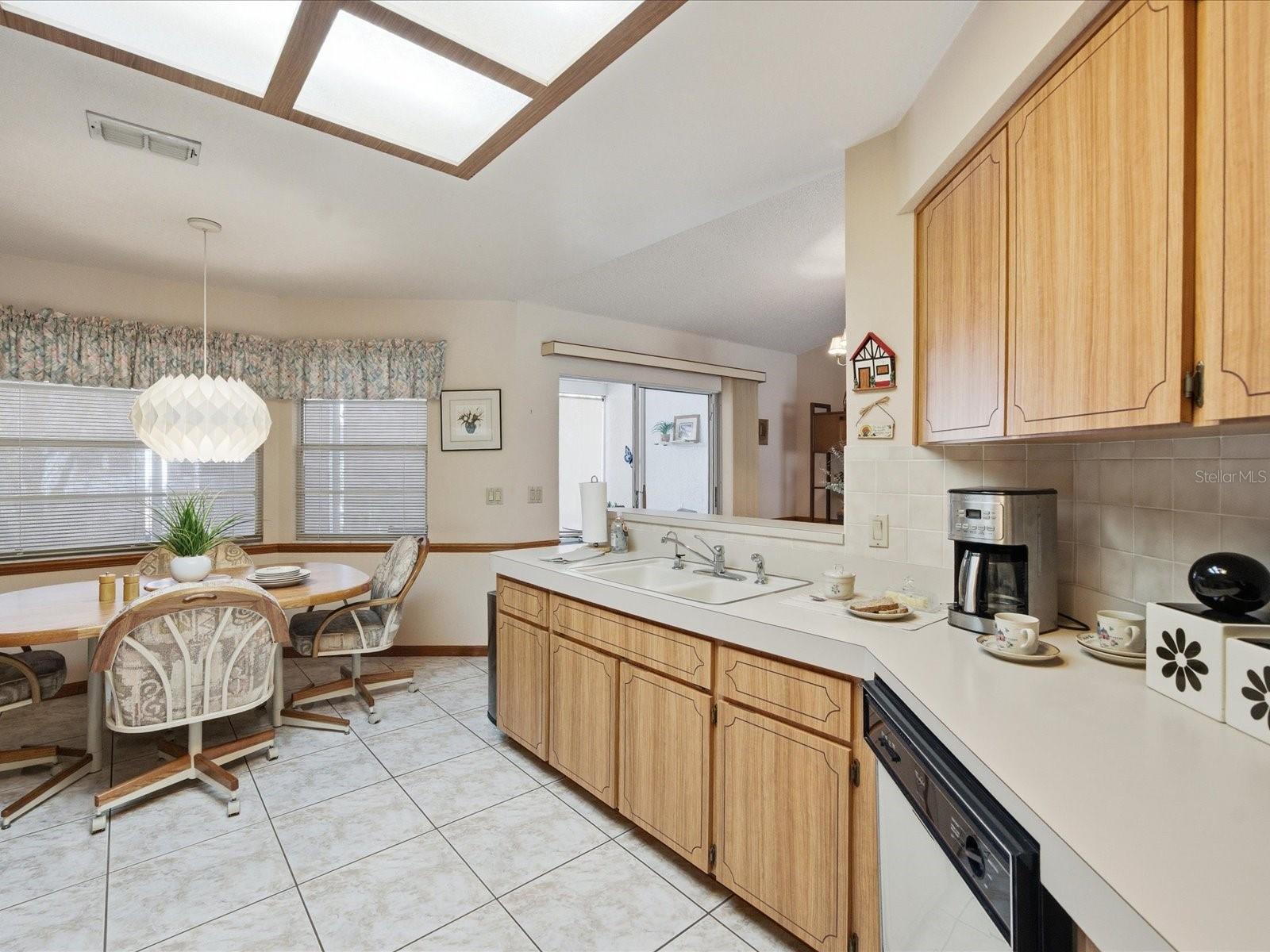 BERKELEY MANOR - Residential