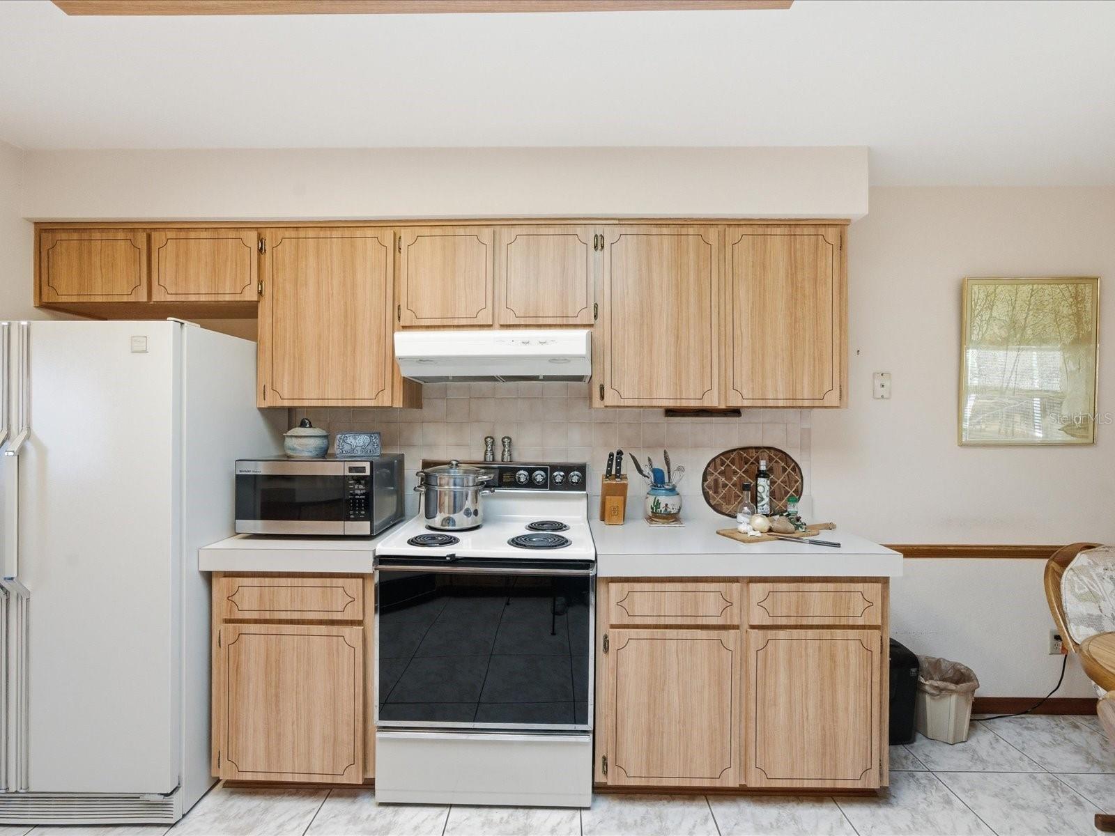 BERKELEY MANOR - Residential