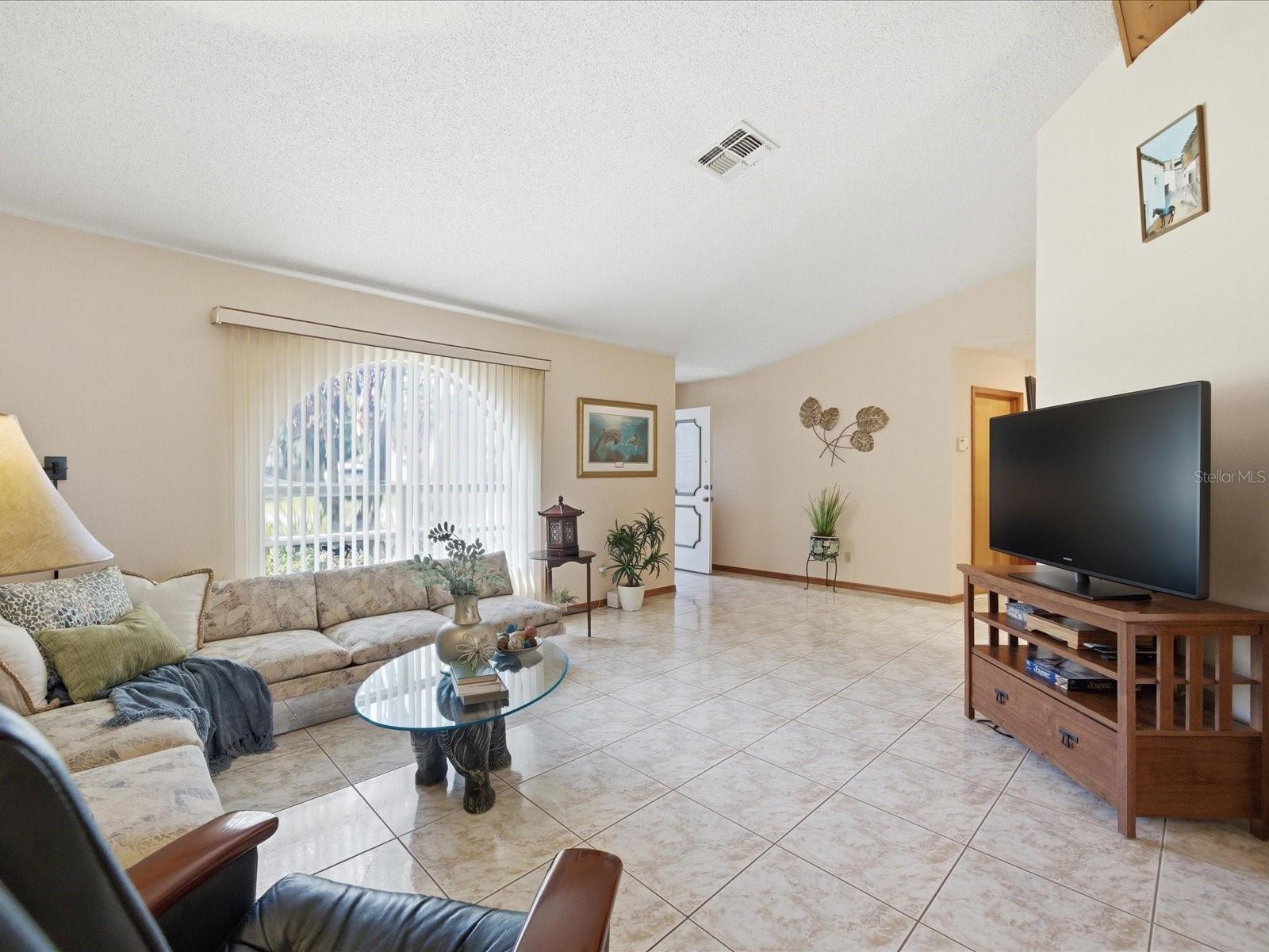 BERKELEY MANOR - Residential