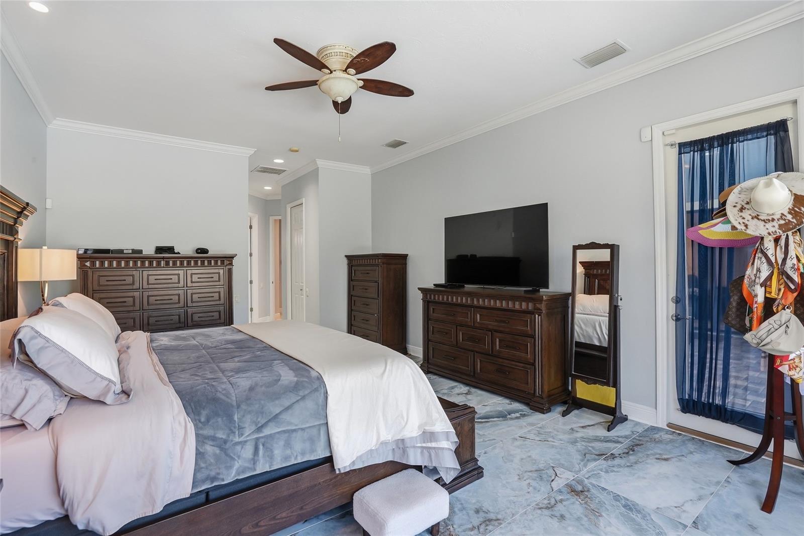 PALM LOVE PH 01A - Residential