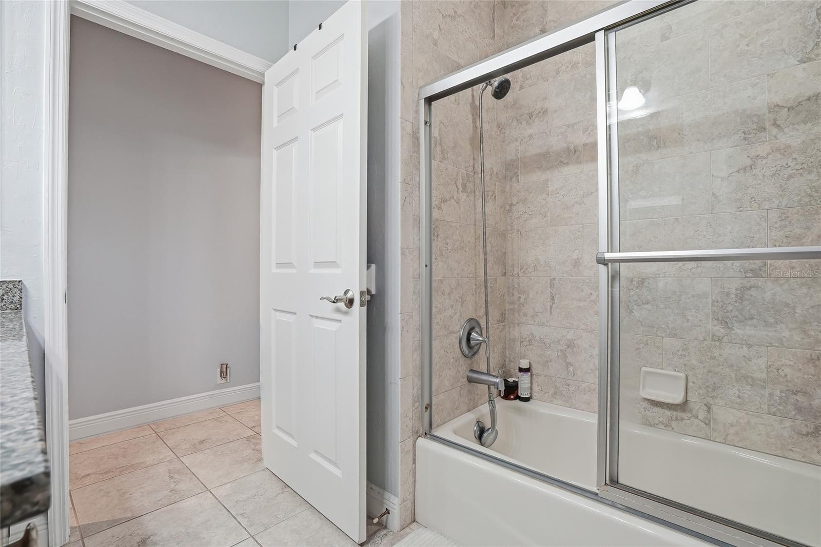 PALM LOVE PH 01A - Residential