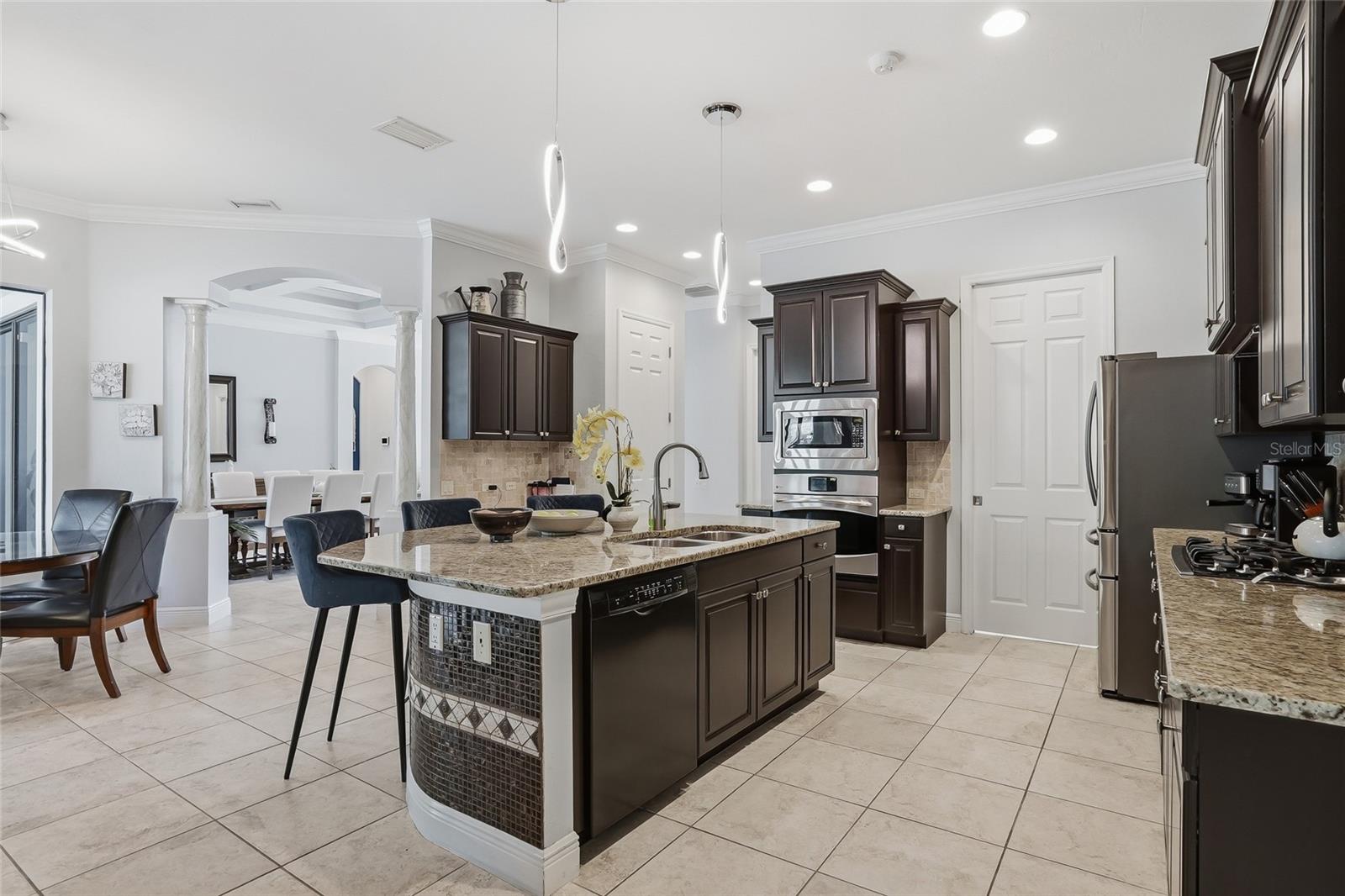 PALM LOVE PH 01A - Residential