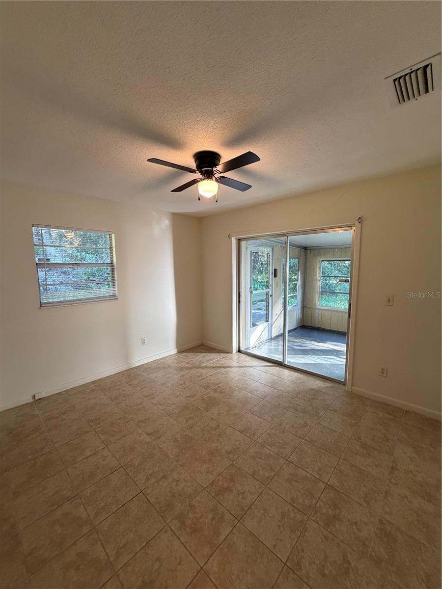 838 E INDIANA AVENUE