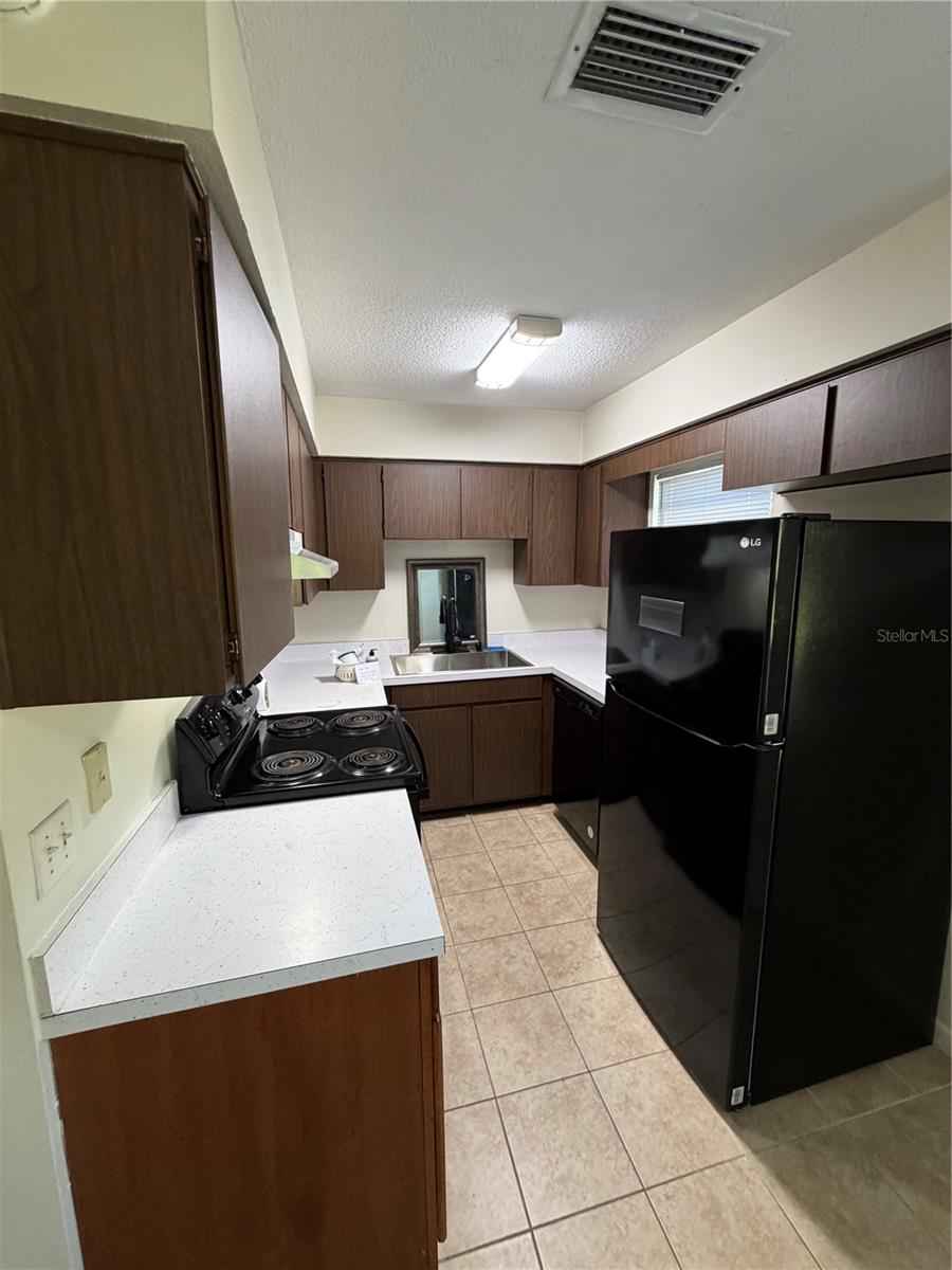 838 E INDIANA AVENUE