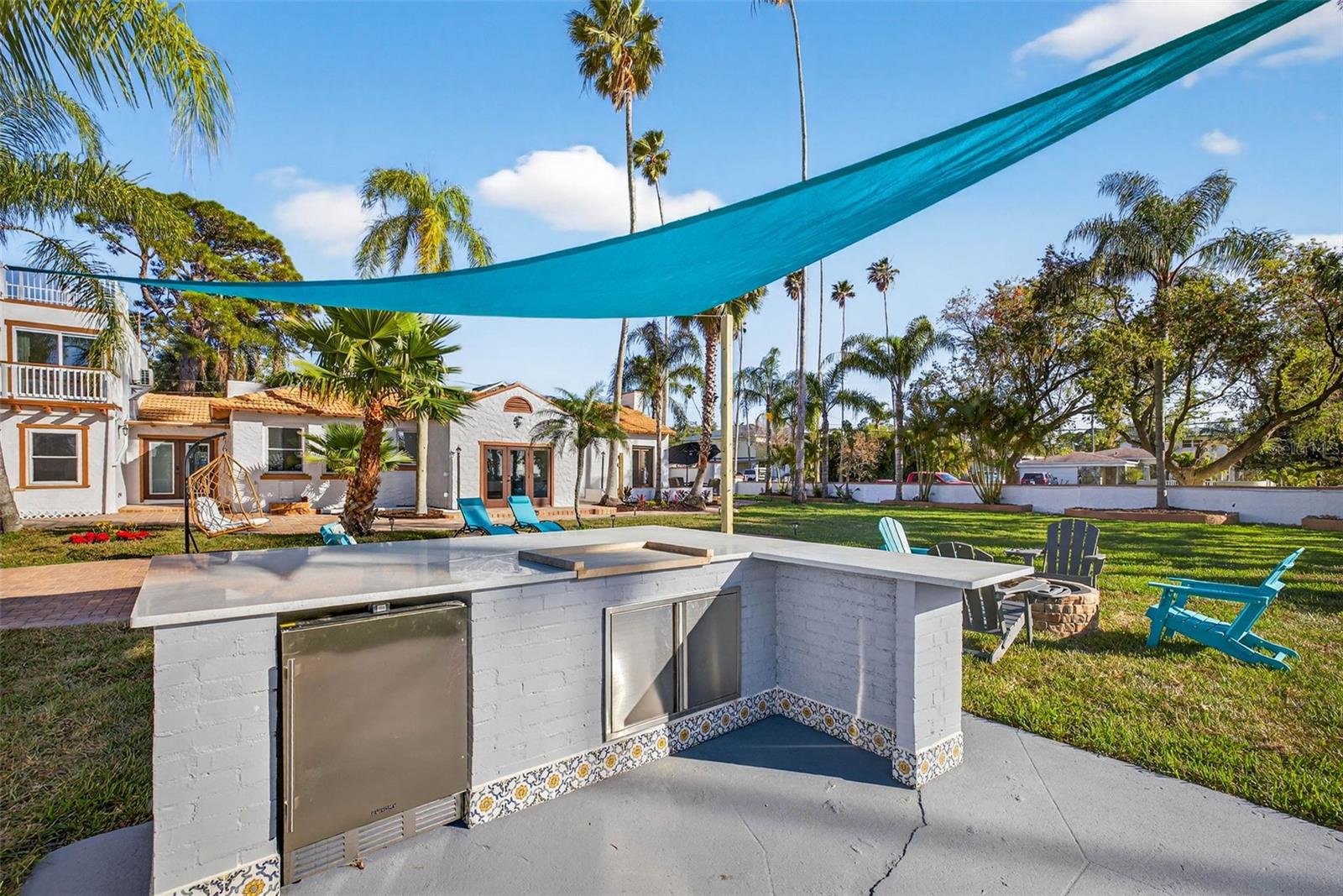 236 SAN SALVADOR DRIVE