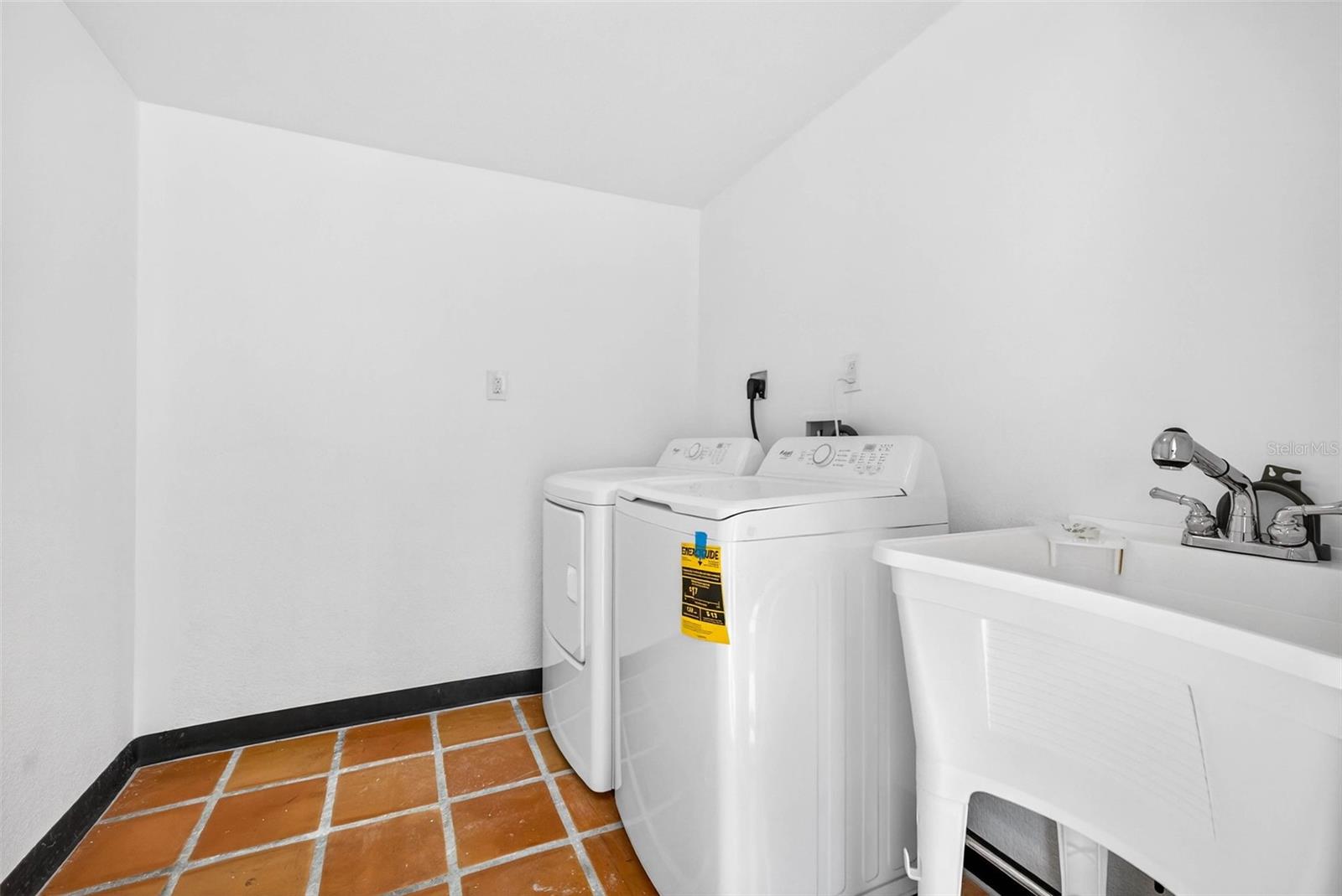 DUNEDIN ISLES 1 - Residential