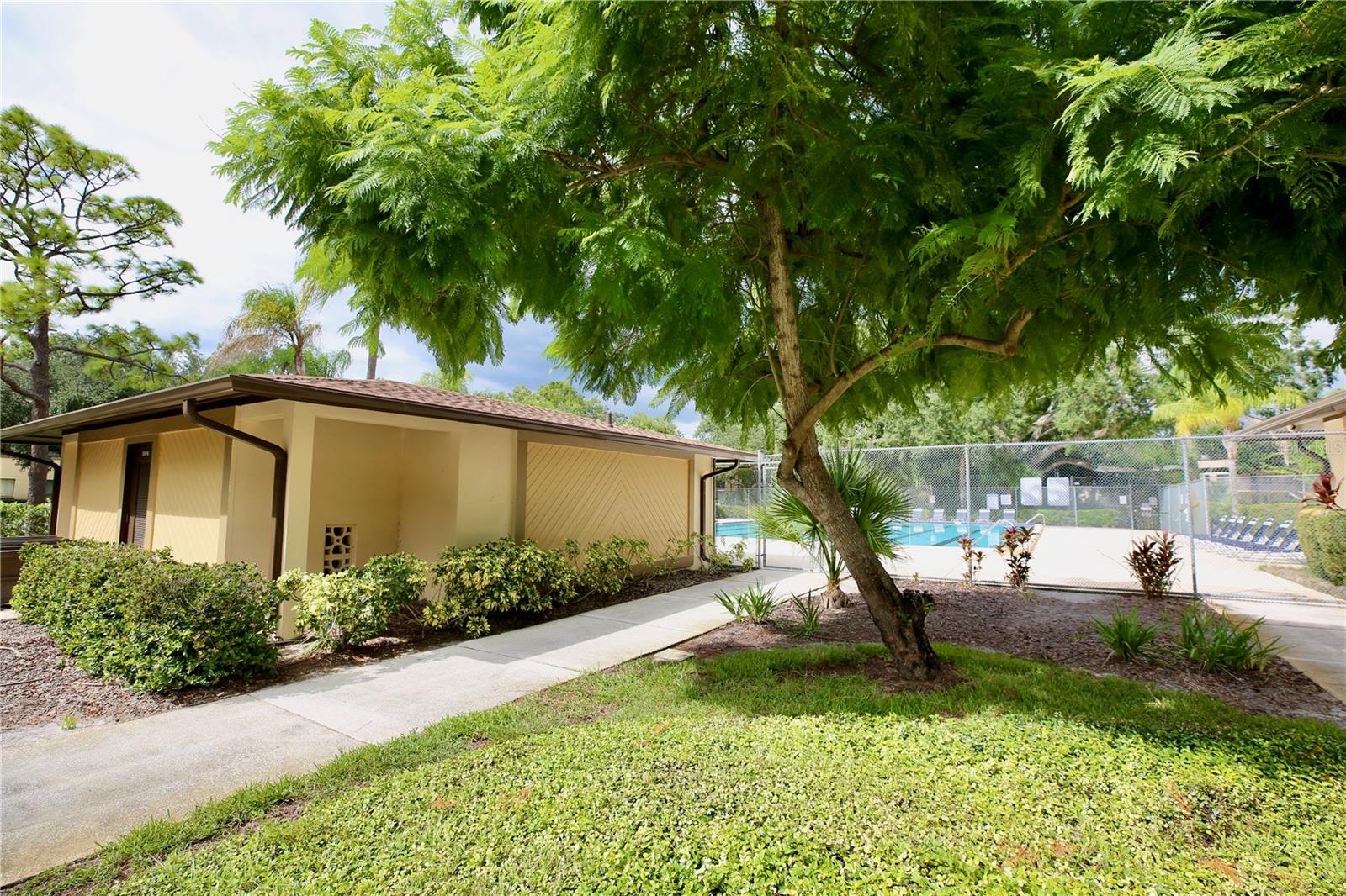 RAINTREE VILLAGE CONDO N - Residential