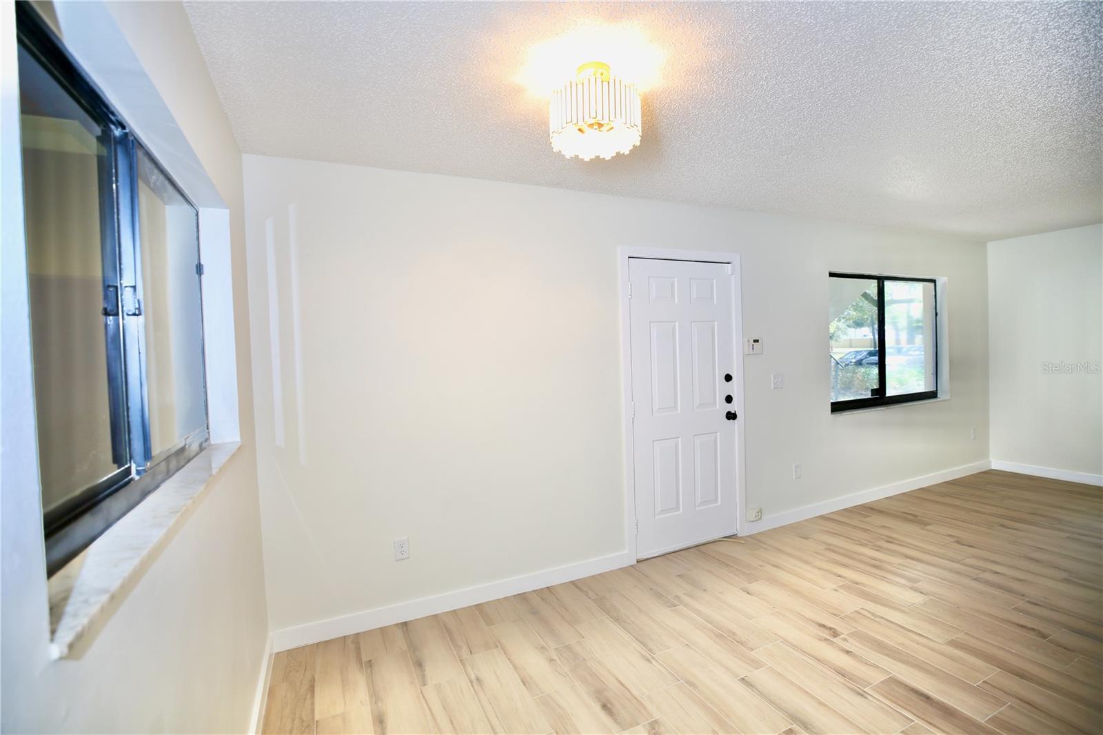 RAINTREE VILLAGE CONDO N - Residential