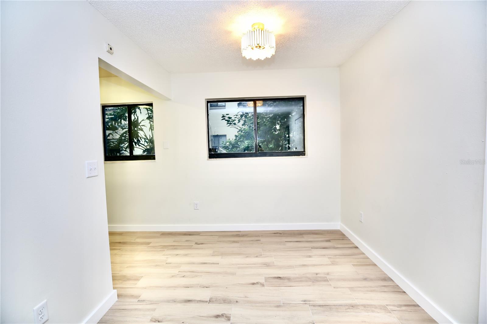 RAINTREE VILLAGE CONDO N - Residential