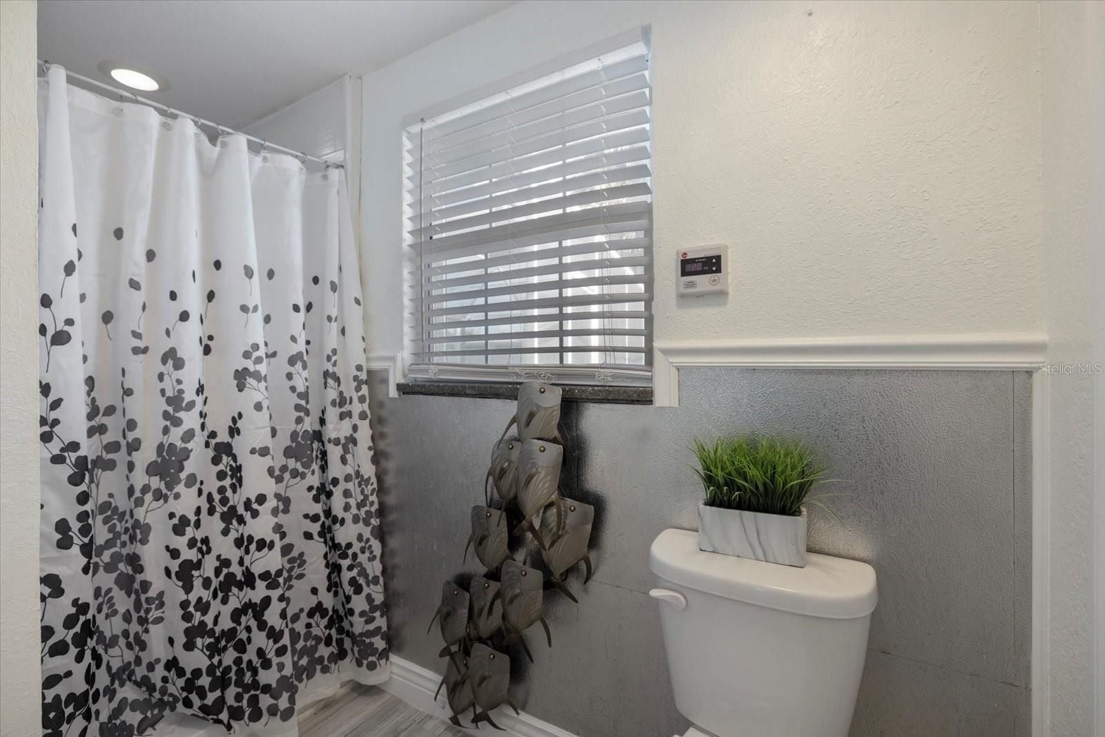 BEACH MANOR - Residential