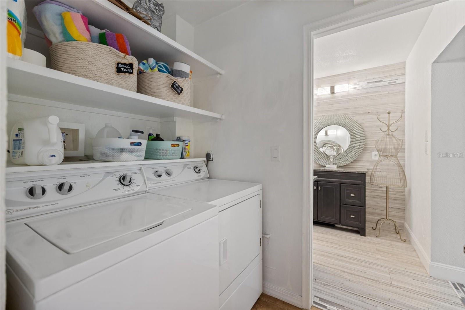 BEACH MANOR - Residential