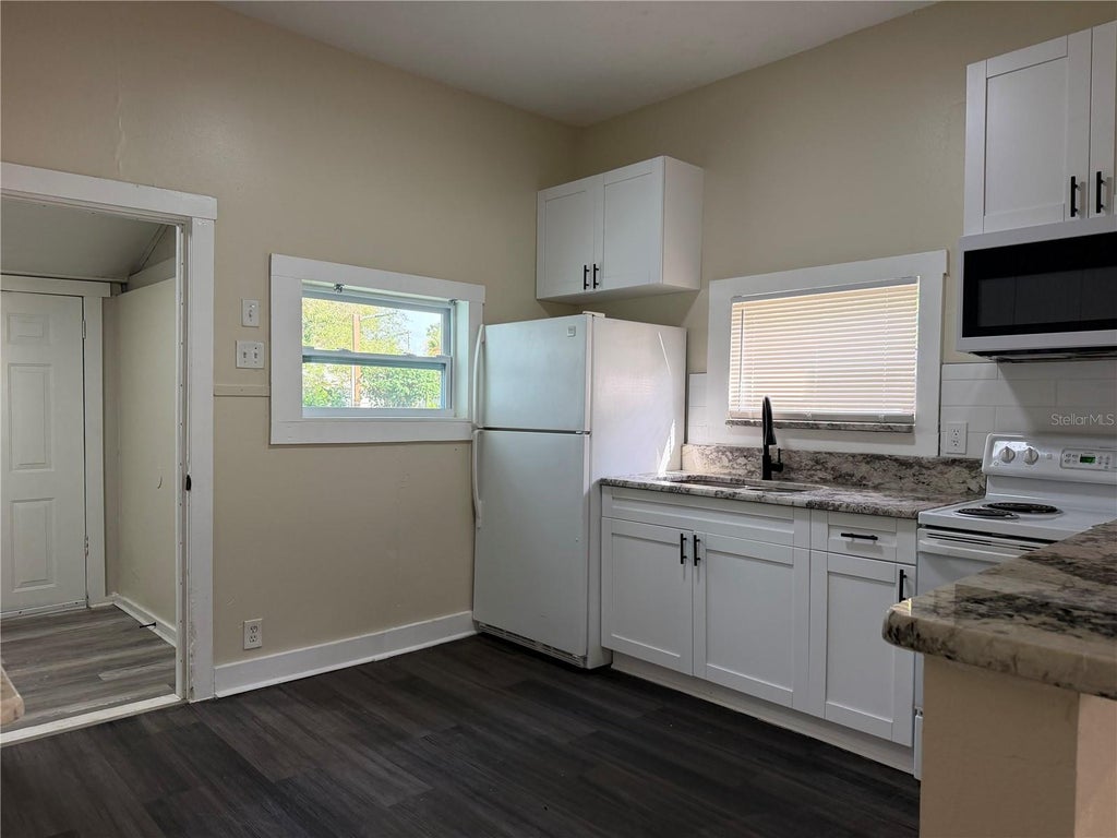 Photo of 8113 N Semmes Street, Tampa, FL 33604 (MLS # TB8550866)