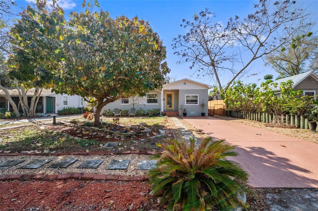 Photo of 3178 12th Avenue N, St Petersburg, FL 33713 (MLS # TB8476354)