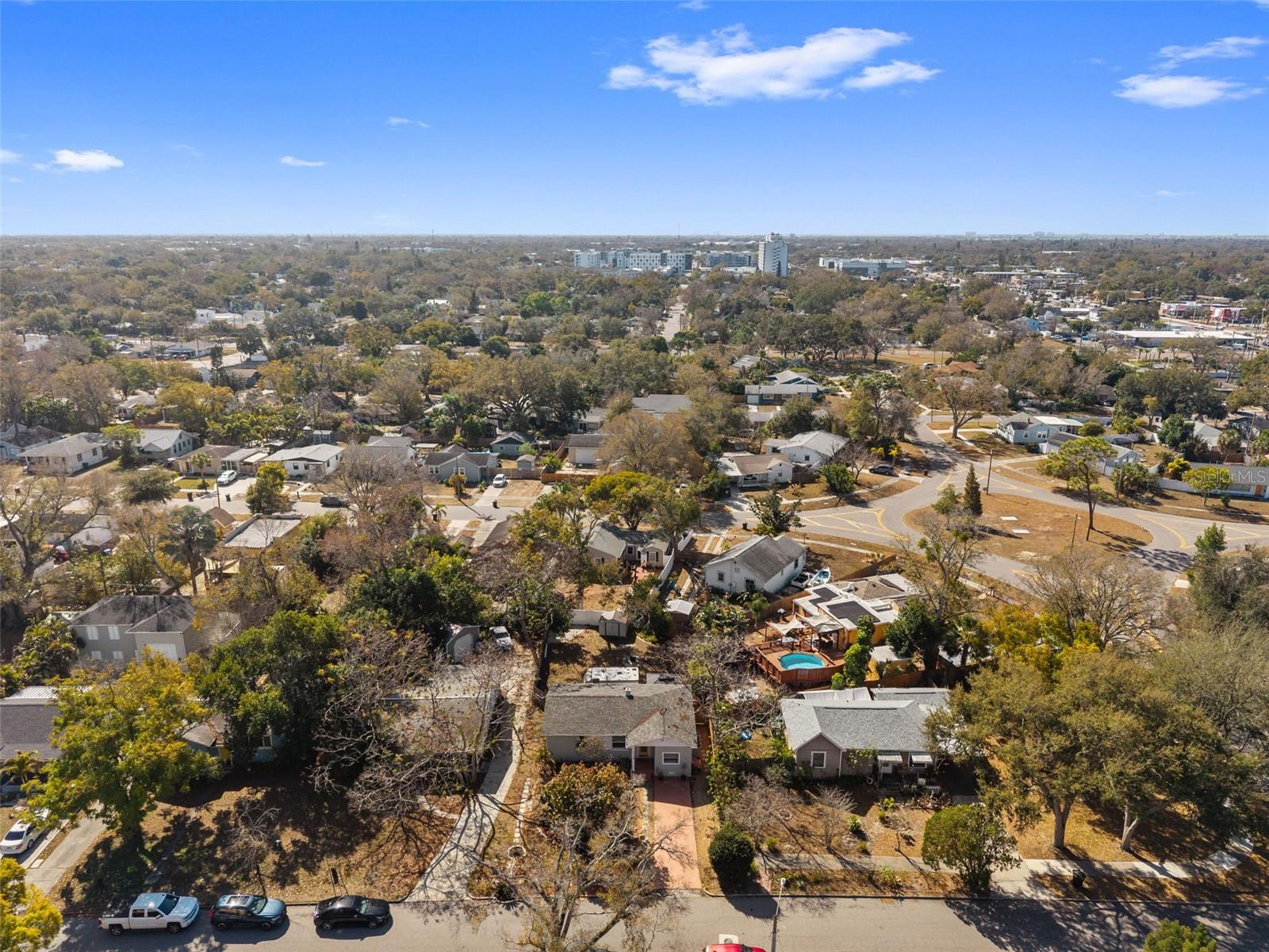 FLORAL VILLA ESTATES - Residential