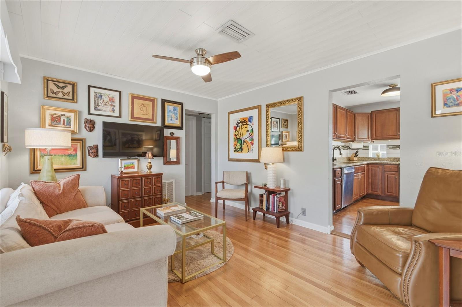 FLORAL VILLA ESTATES - Residential