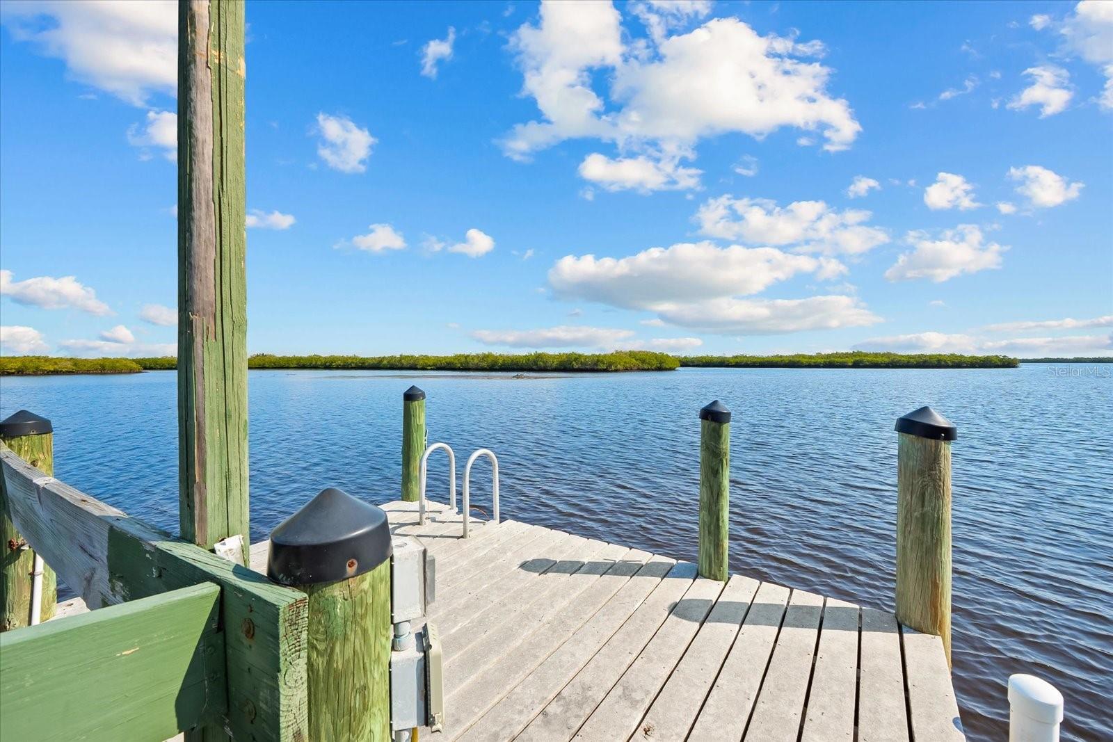 MYAKKA COUNTRY - Residential