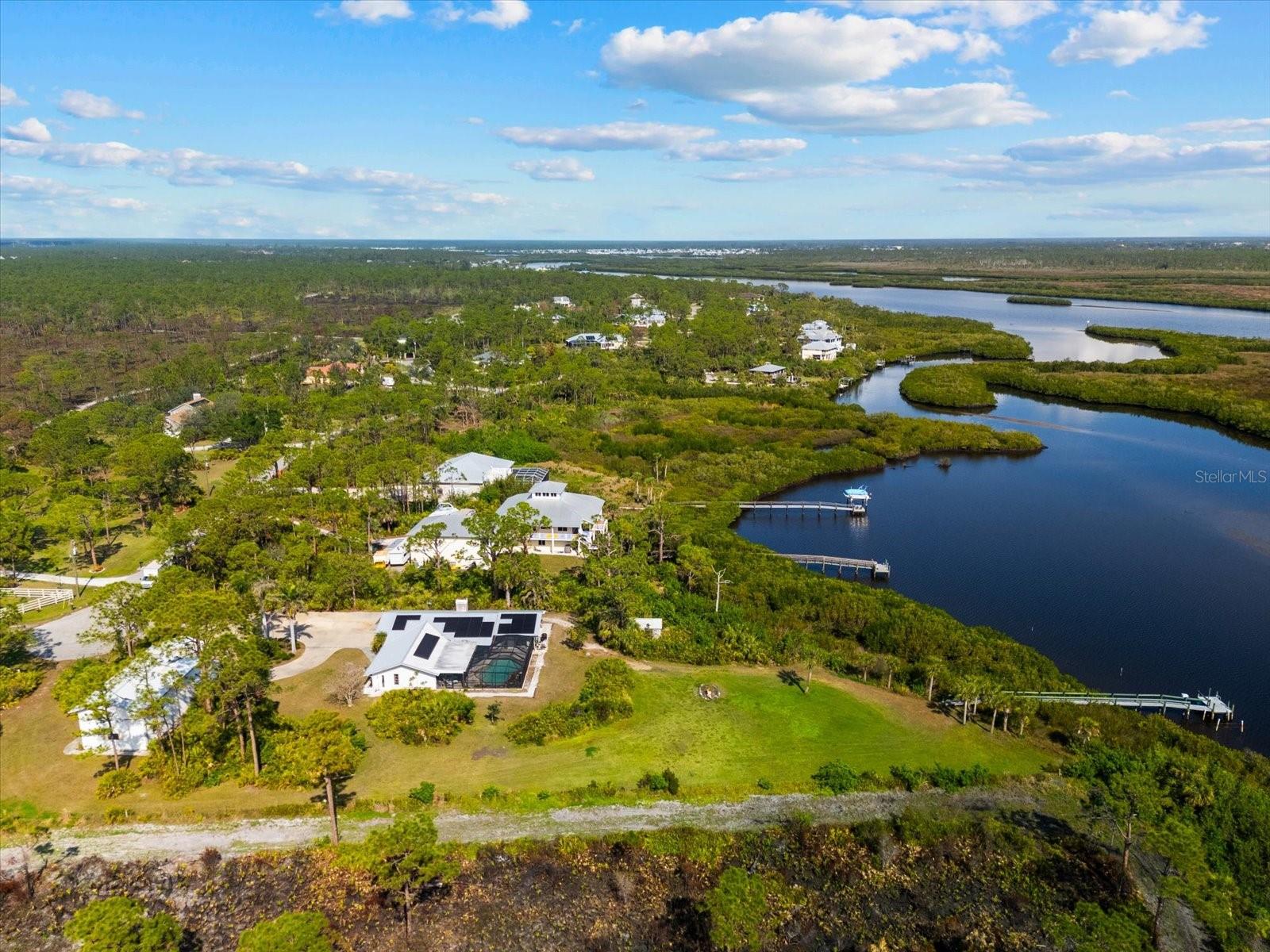 MYAKKA COUNTRY - Residential