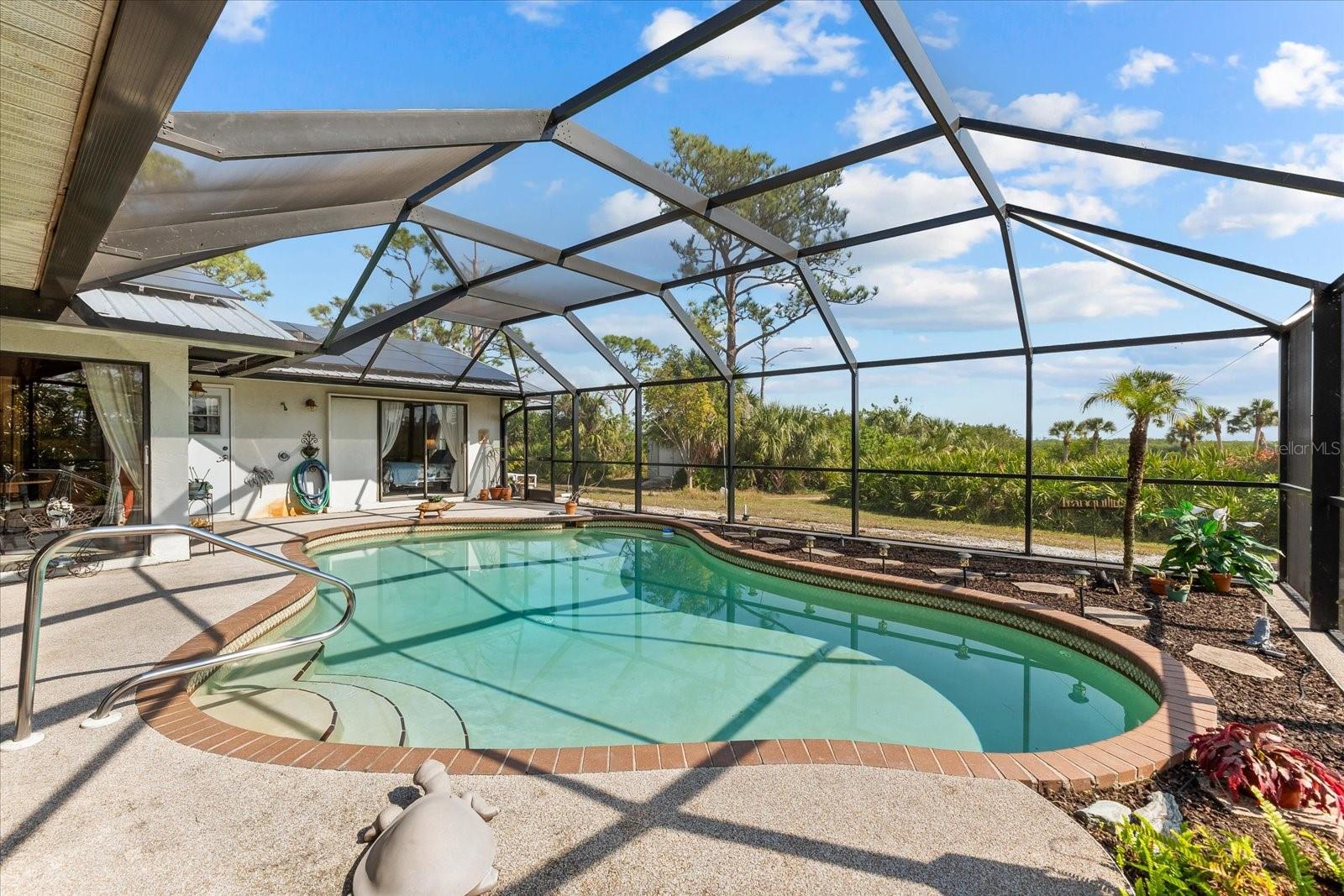 MYAKKA COUNTRY - Residential
