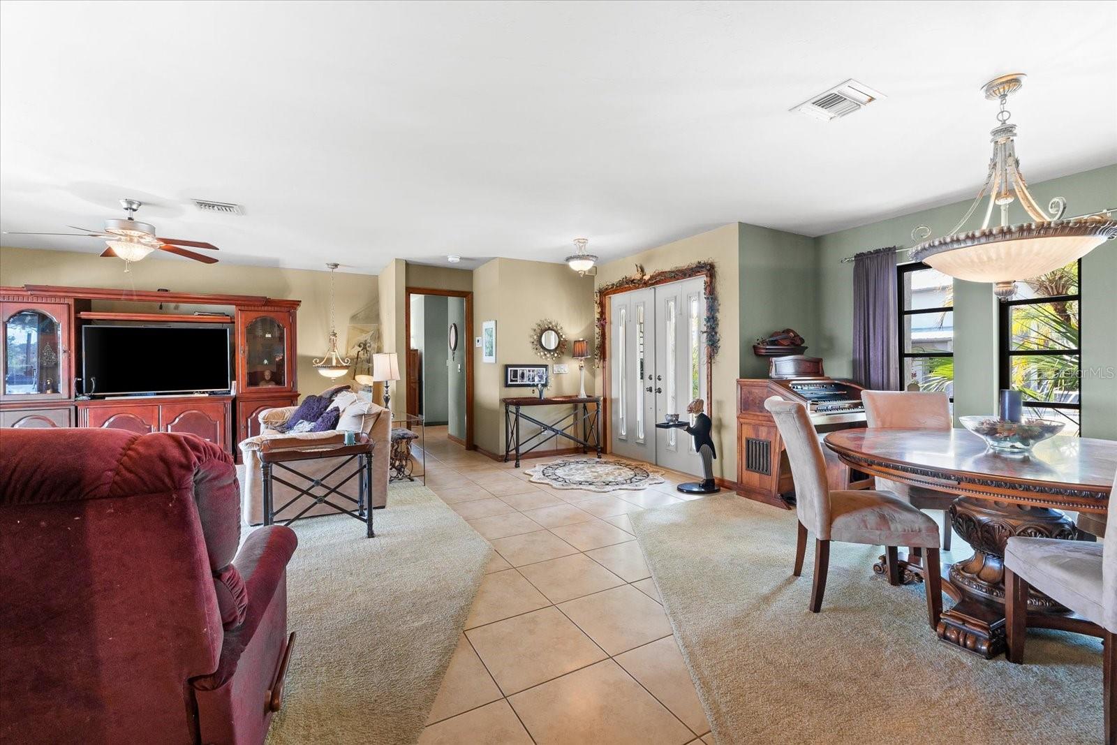 MYAKKA COUNTRY - Residential