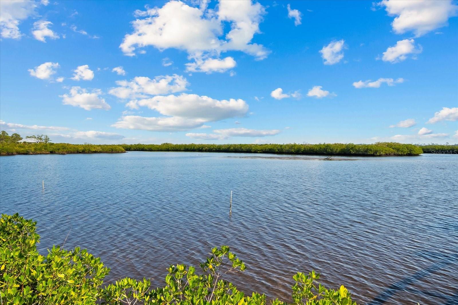 MYAKKA COUNTRY - Residential