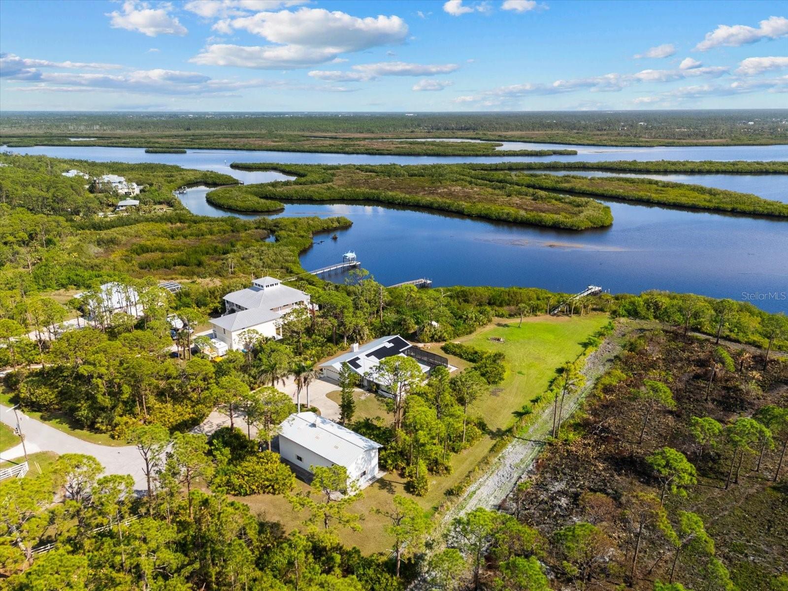 MYAKKA COUNTRY - Residential