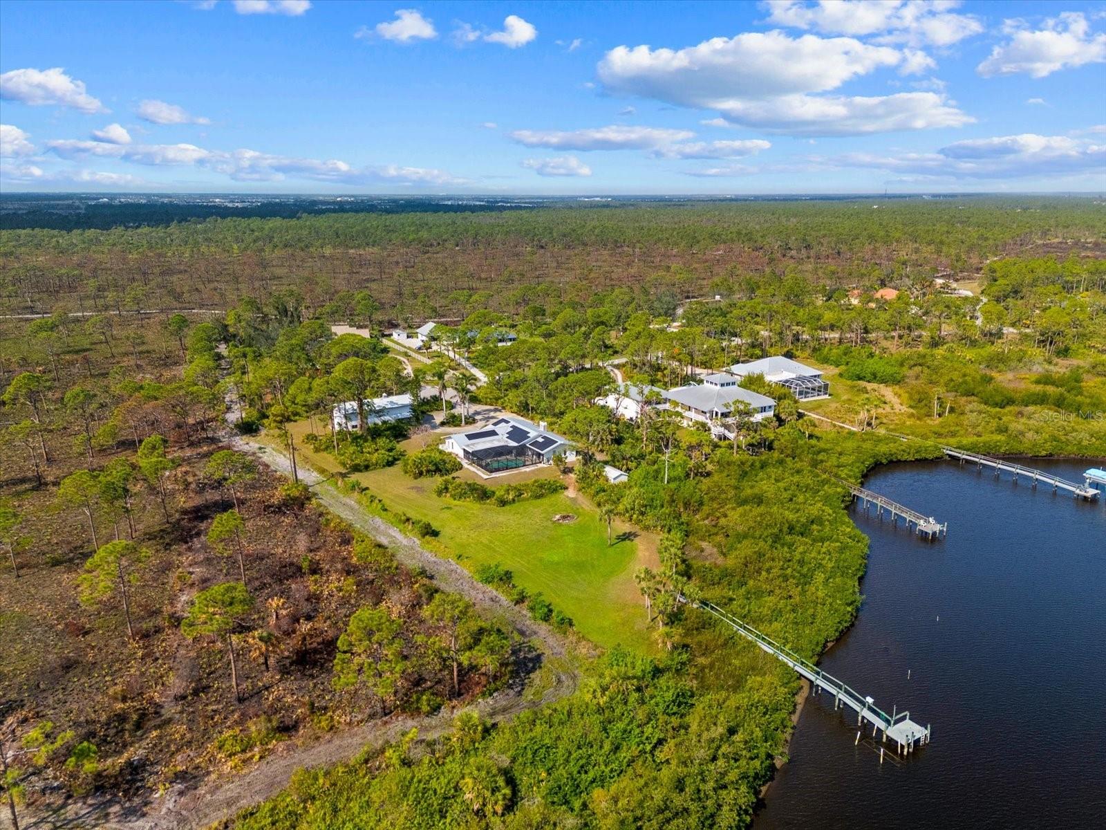 MYAKKA COUNTRY - Residential