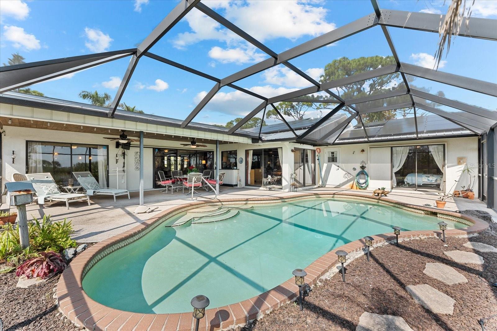 MYAKKA COUNTRY - Residential