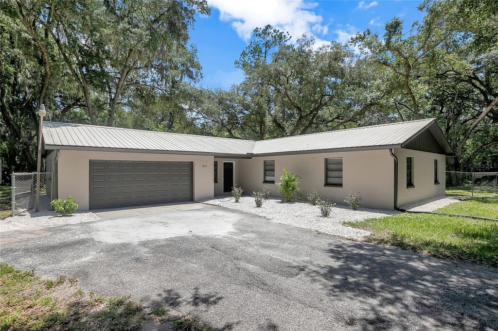 Photo of 1609 Itchepackesassa Drive, Lakeland, FL 33810 (MLS # TB8532384)