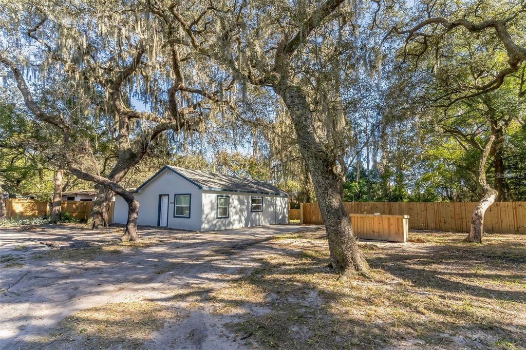 Photo of 6310 Belle Isles Drive, Groveland, FL 34736 (MLS # A4696395)