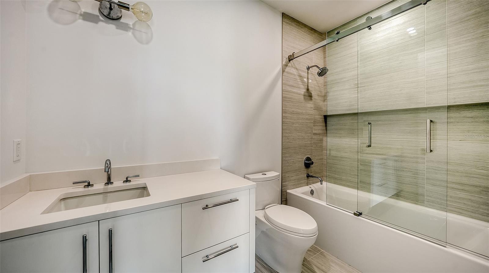 HARBOR ACRES - Residential