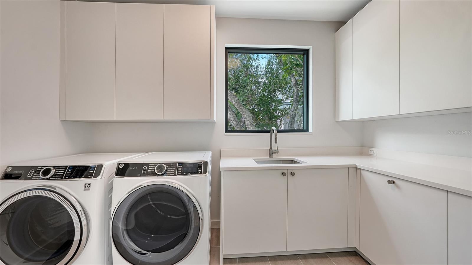 HARBOR ACRES - Residential