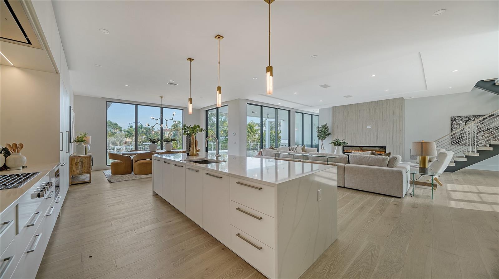 HARBOR ACRES - Residential