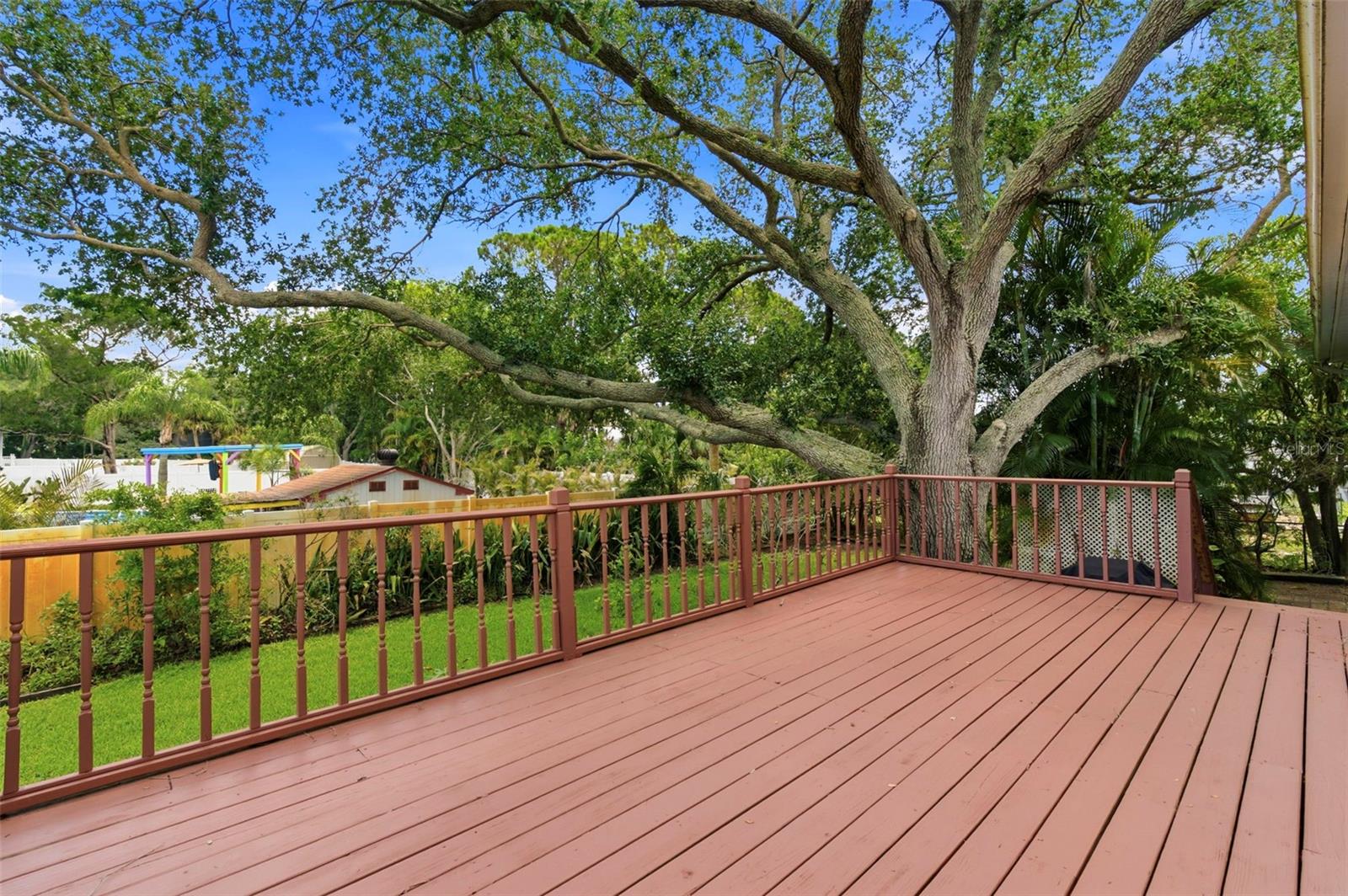 30 GLADES AVENUE