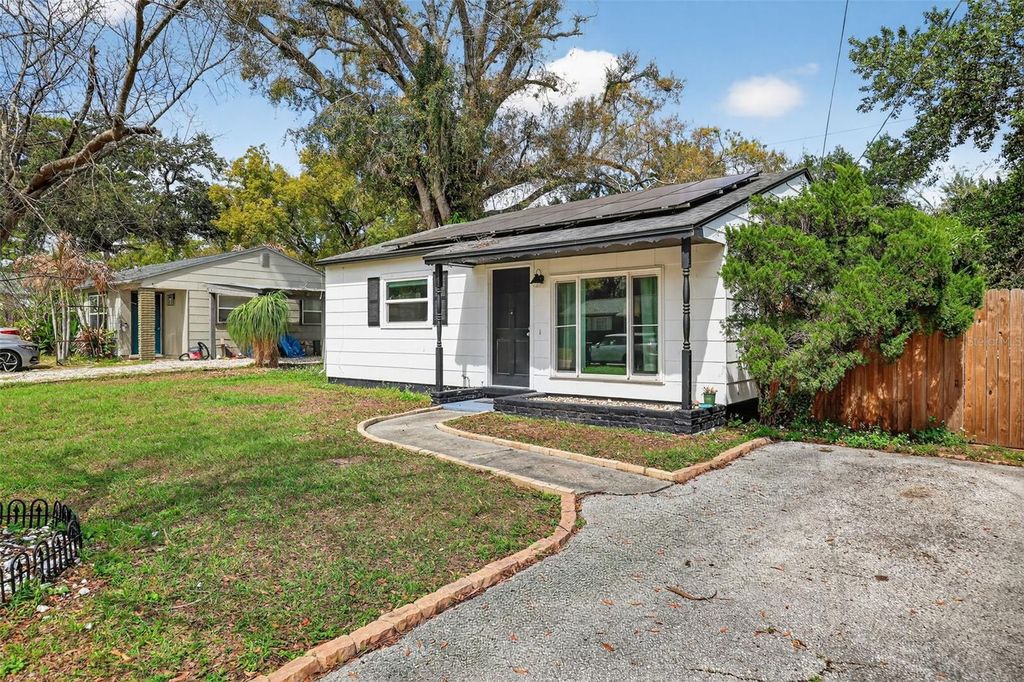 Photo of 306 E Hydrangia Street, Tampa, FL 33612 (MLS # TB8483364)