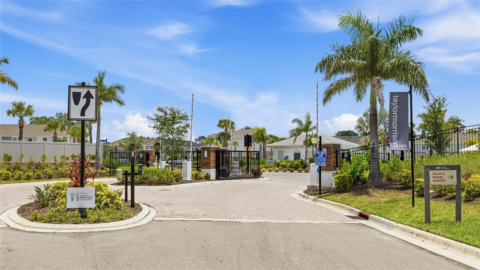 VINTERRA TWNHMS - Residential