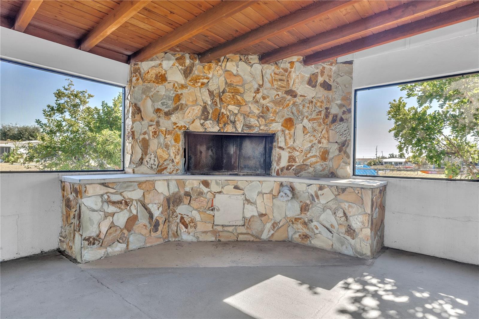 127 GODFREY AVENUE NE