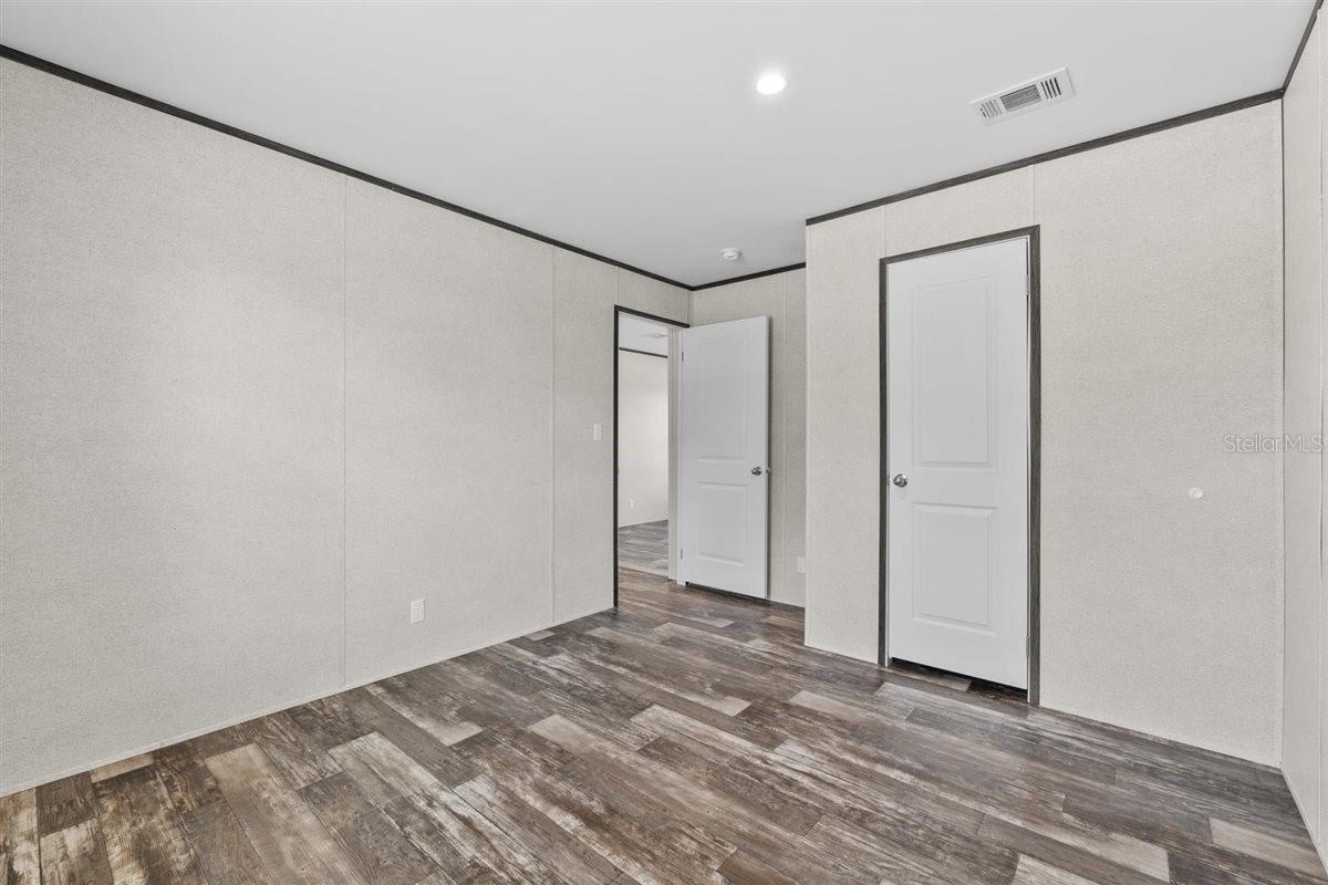 INTERLACHEN GARDENS - Residential