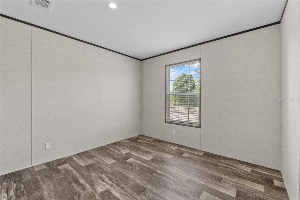 INTERLACHEN GARDENS - Residential