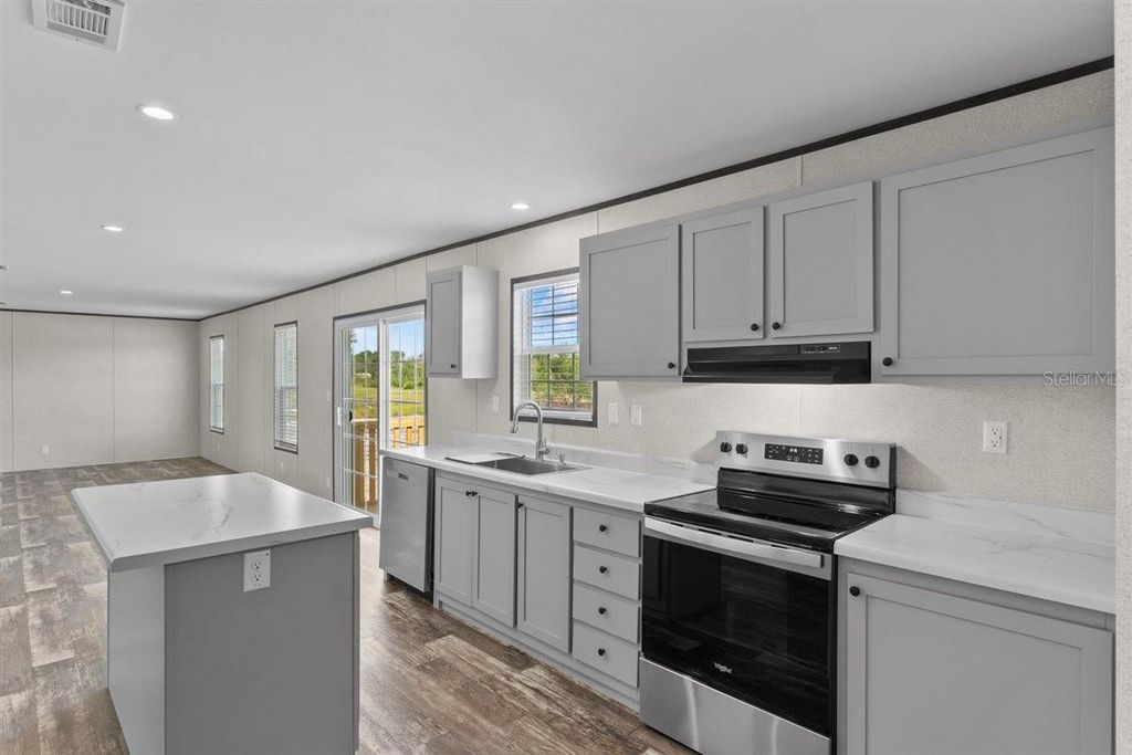 Photo of 0 Rose Trail, Hawthorne, FL 32640 (MLS # P4937409)