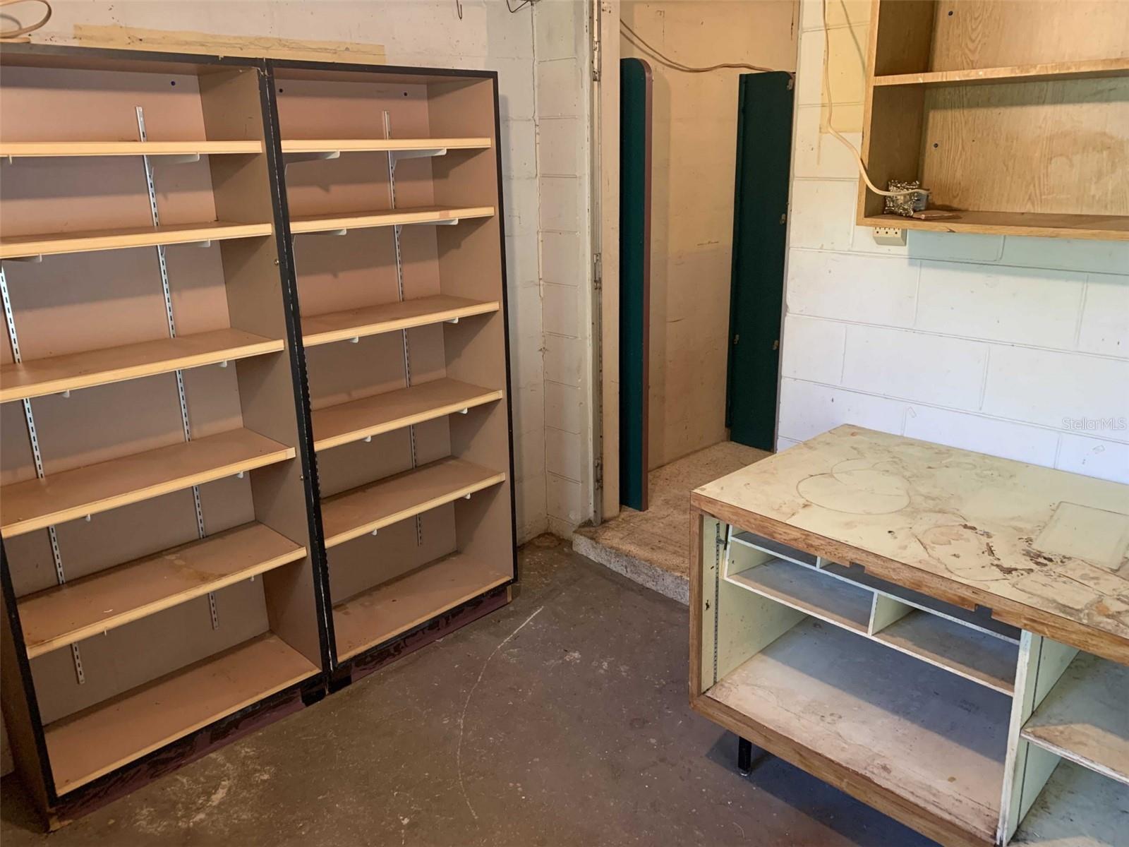 EASTWOOD OAKS - Residential