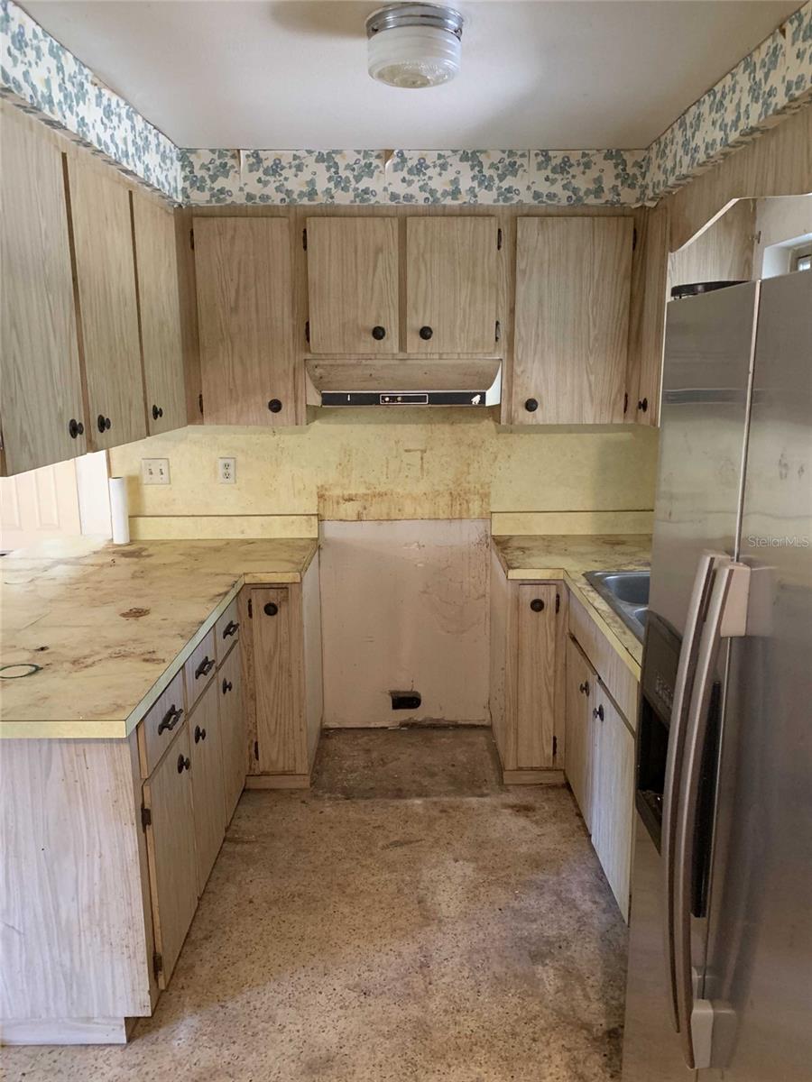 EASTWOOD OAKS - Residential