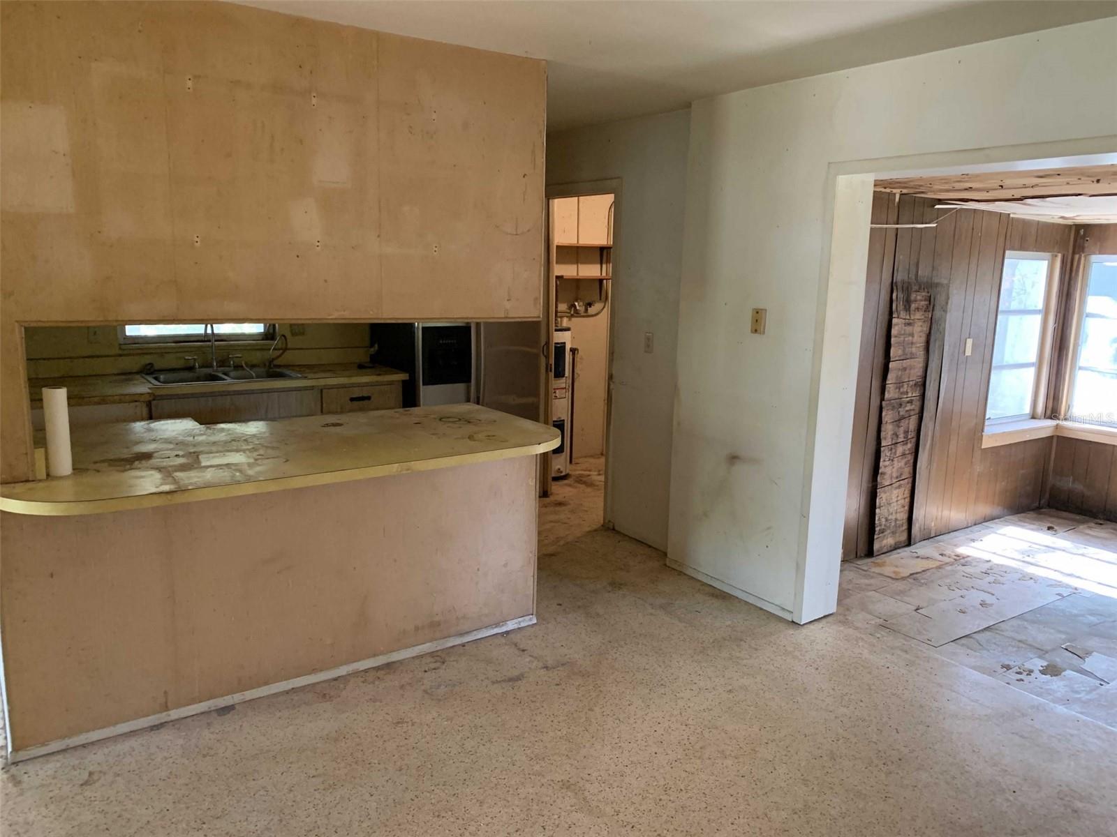 EASTWOOD OAKS - Residential