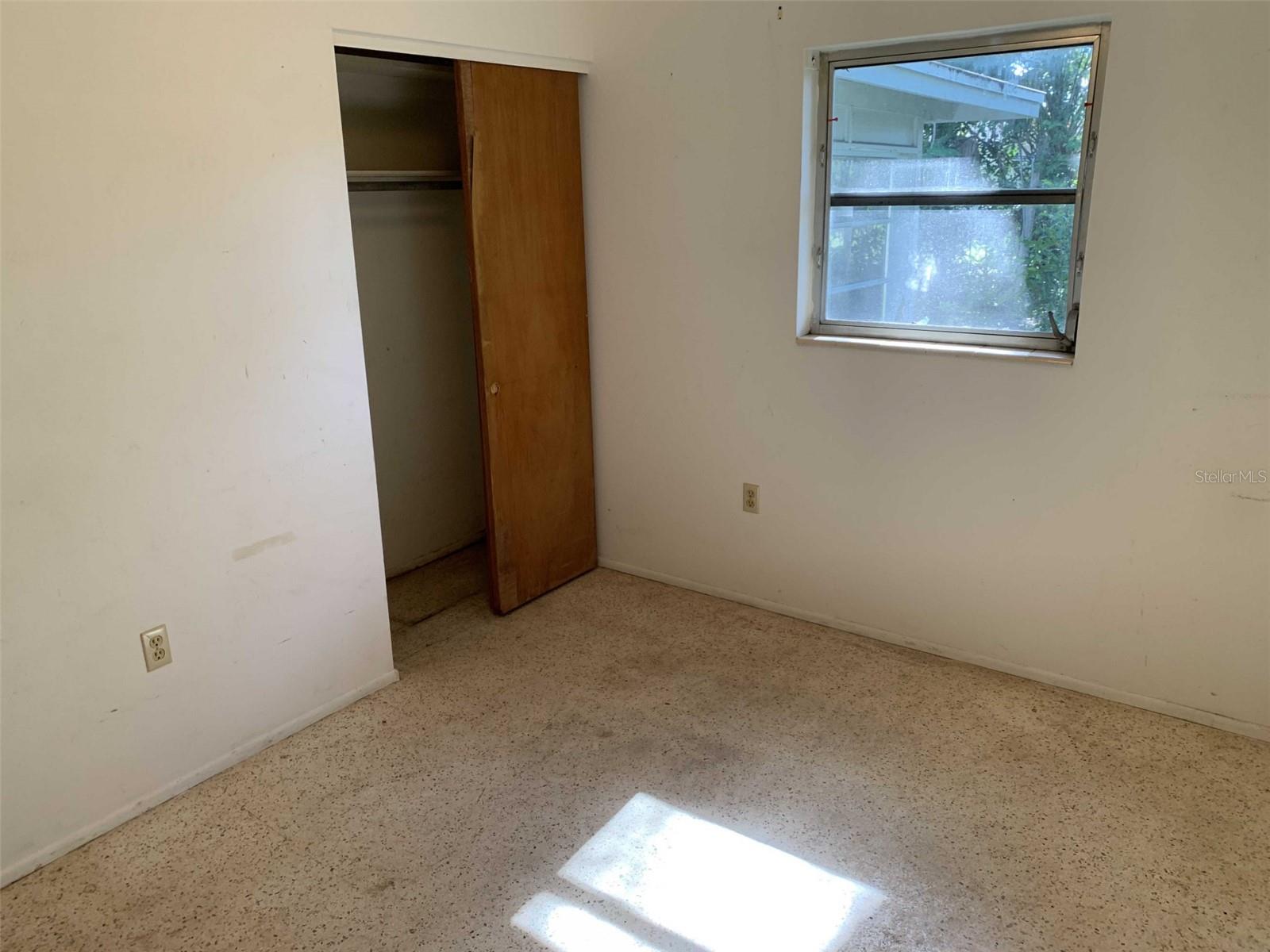 EASTWOOD OAKS - Residential